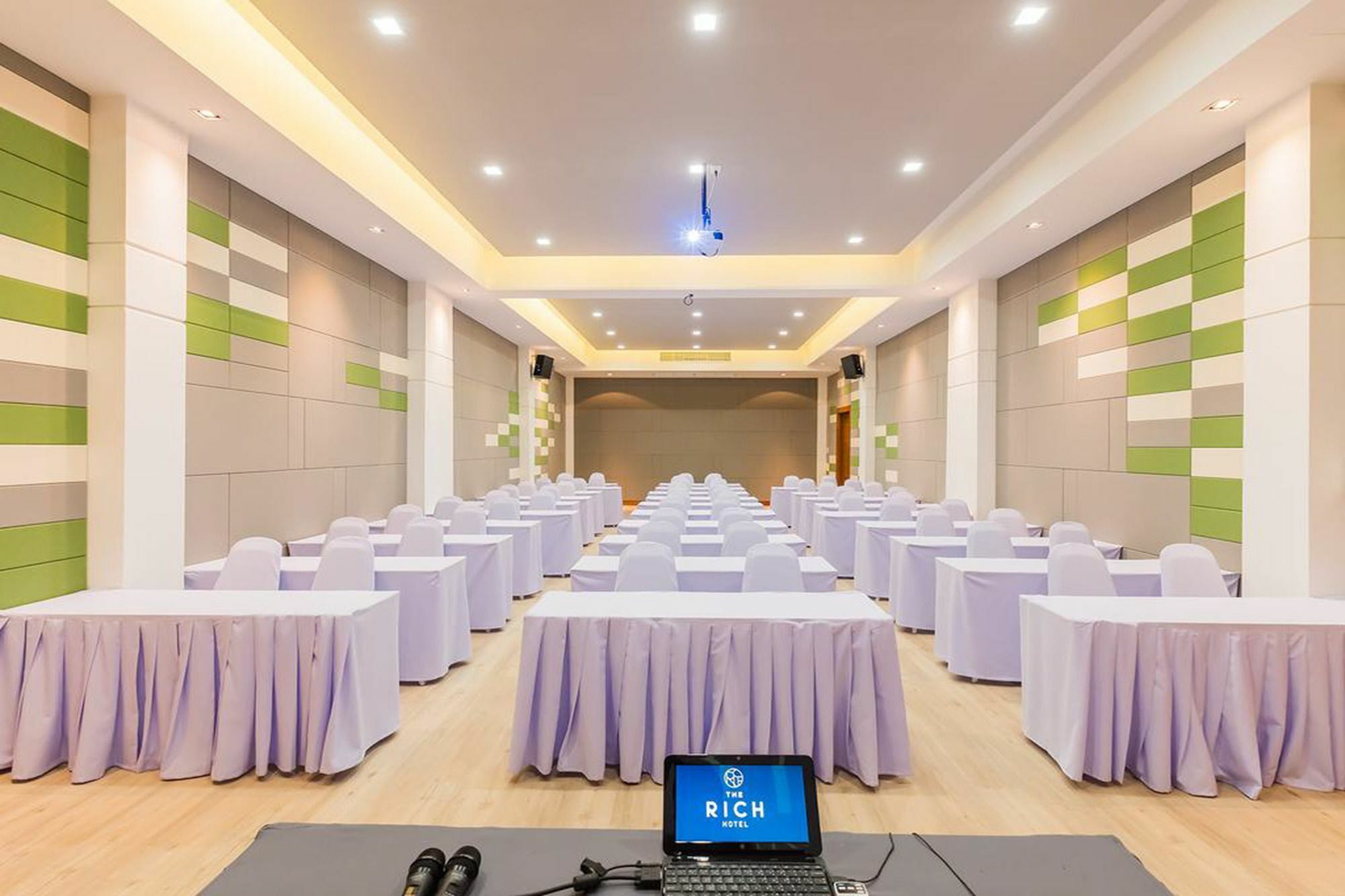The Rich Hotel Nakhonratchasima Exteriér fotografie