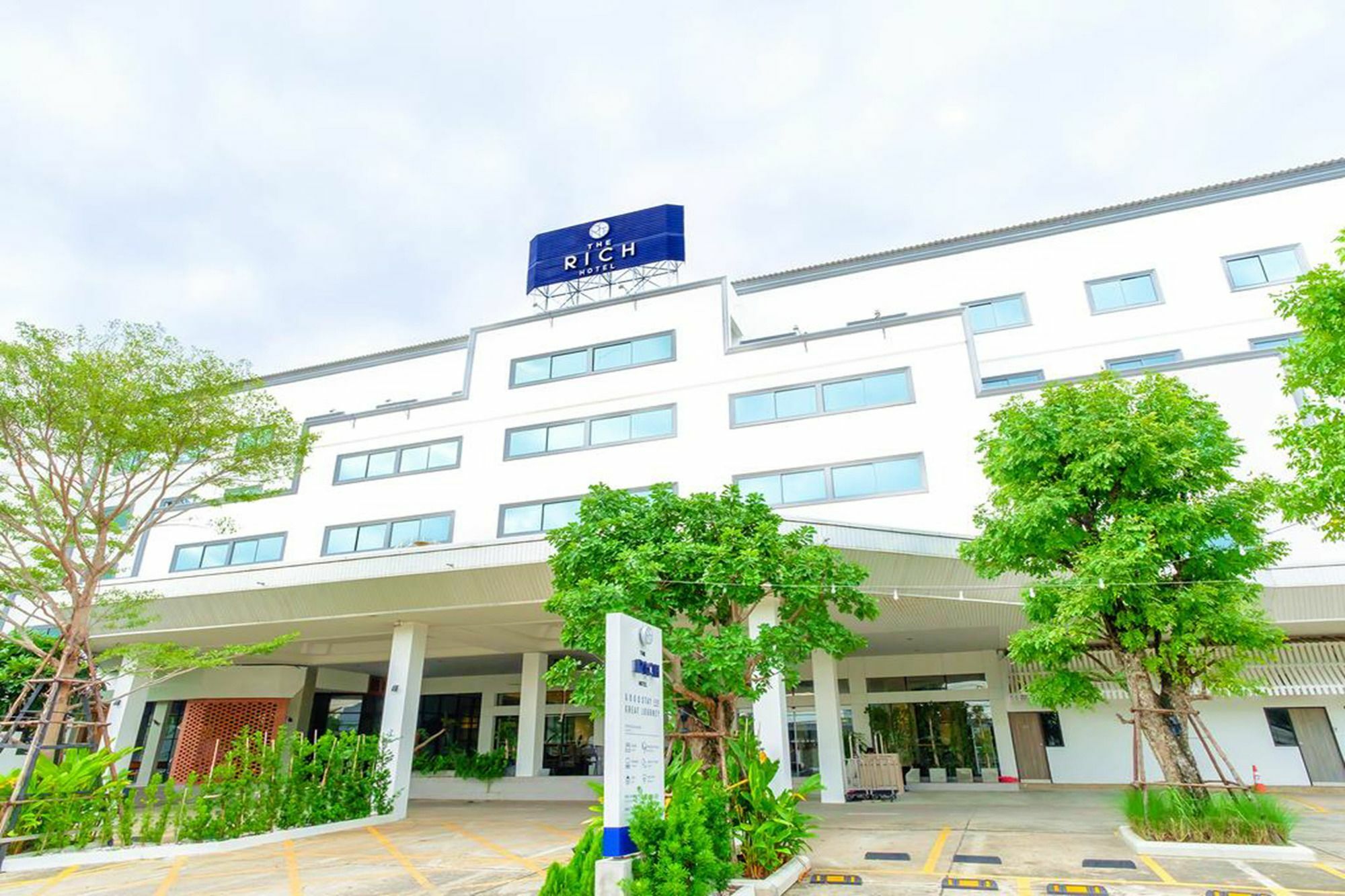 The Rich Hotel Nakhonratchasima Exteriér fotografie