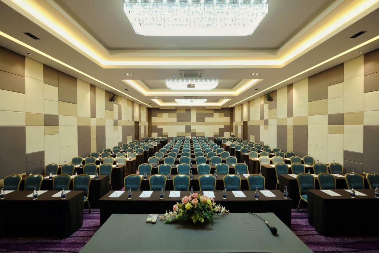 The Rich Hotel Nakhonratchasima Exteriér fotografie